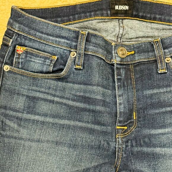 Hudson Jeans Krista Ankle Super Skinny Mid Rise Medium Blue Wash Jeans Sz 29 EUC - Picture 3 of 11